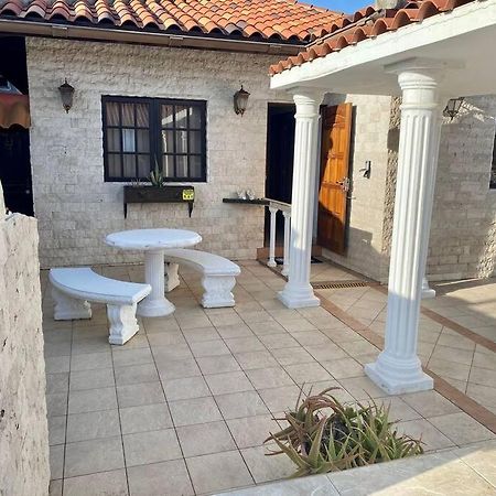 3-Bedroom Villa With A Jacuzzi Noord Exterior foto